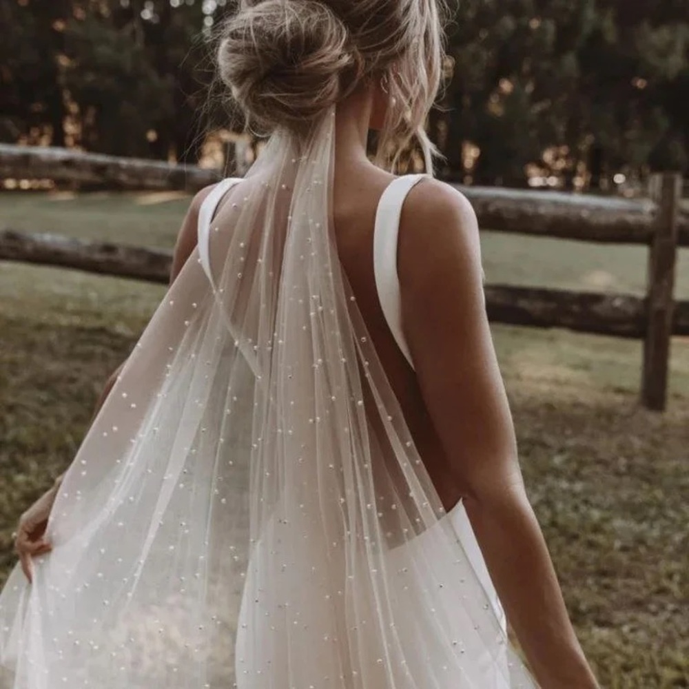 Chapel Length, White, Pearl Wedding Veil
